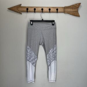 NYL | Sz Small Yoga Capri Legging Activewear Workout Pants New York Laundry
